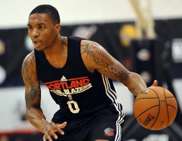 既能自主进 既能自主进